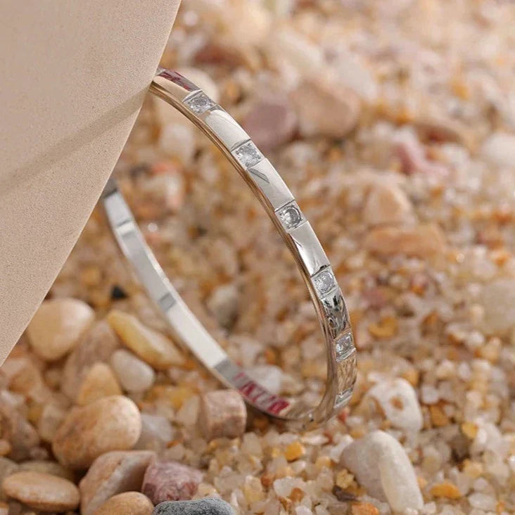 Bracelete com Pedras de Zircônia