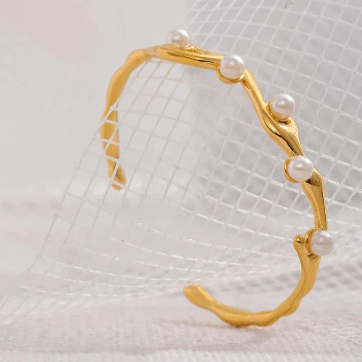 Bracelete Ramificado com Pérolas